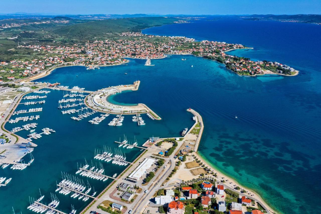 Apartments By The Sea Sukosan, Zadar - 6229 Exterior photo